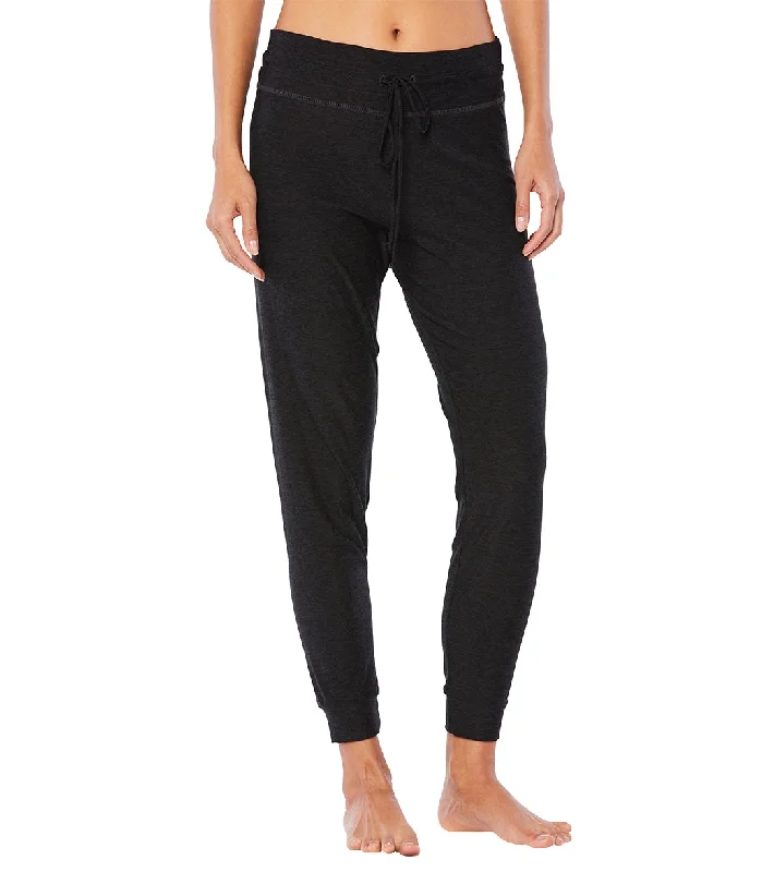 Beyond Yoga Lounge Around Midi Yoga Joggers